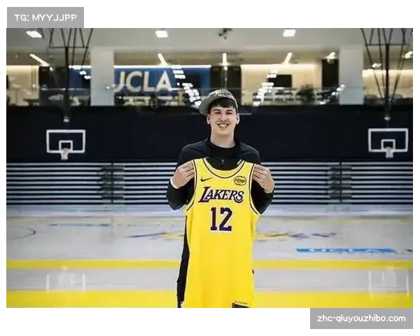 拉拉维亚本场表现抢眼，成为加索尔后首位湖人球员单场25分命中率超90%